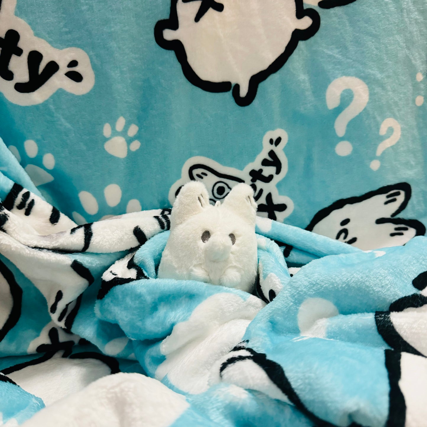 Anxiety Fox - Plush Throw Blanket